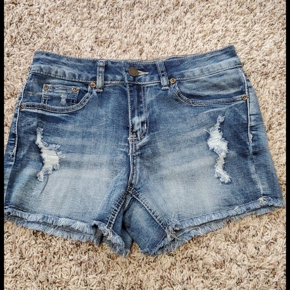 New York & Company Denim - Denim Distressed Cutoff Shorts NWT